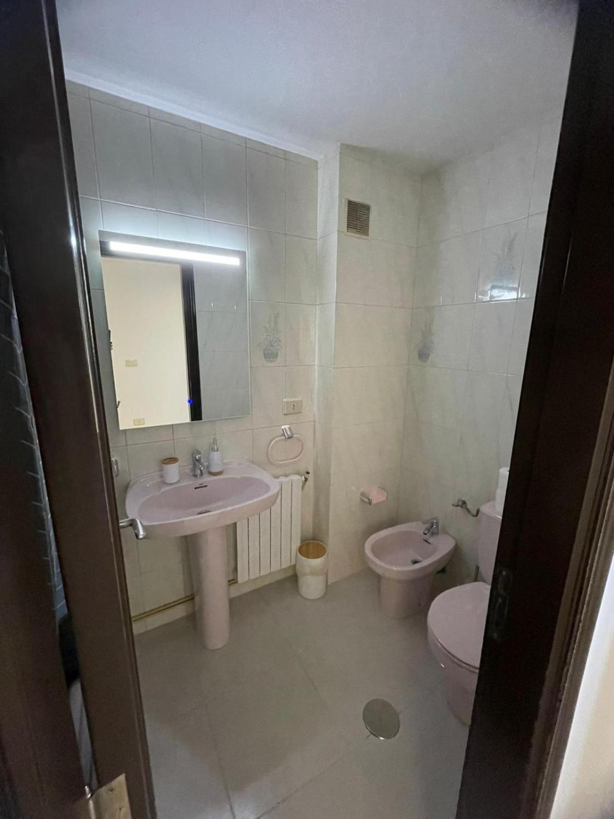 Apartamentos Demar Luis Casais O Grove Cameră foto