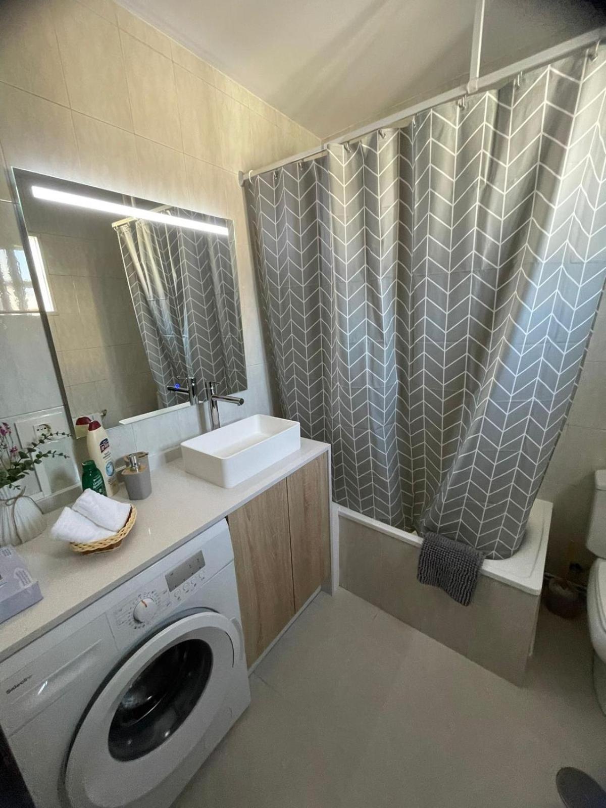 Apartamentos Demar Luis Casais O Grove Cameră foto