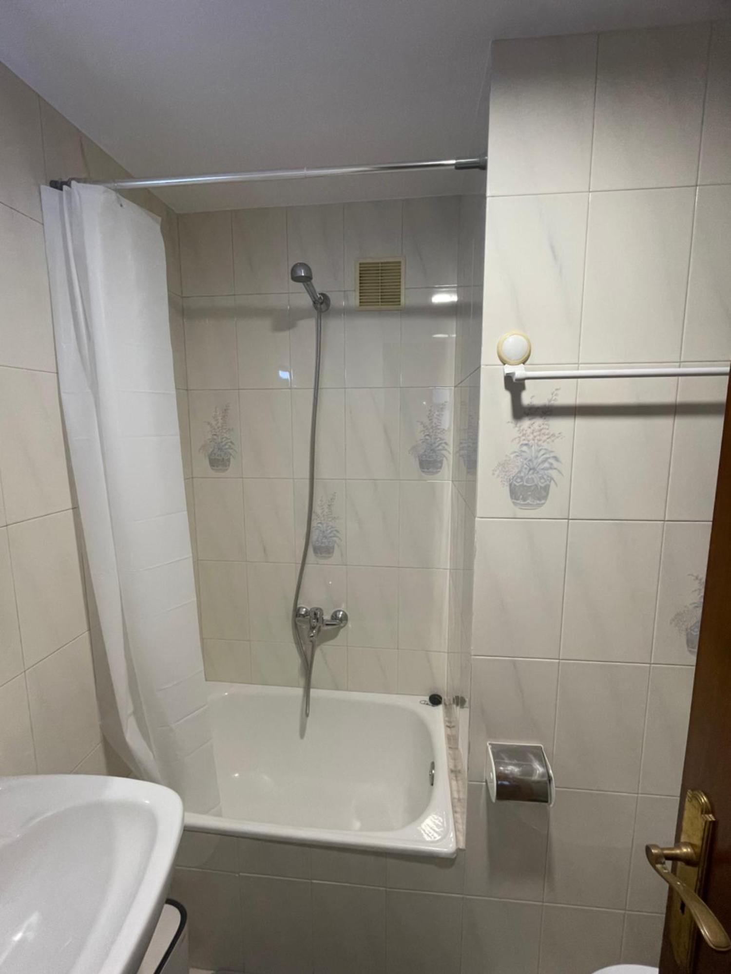 Apartamentos Demar Luis Casais O Grove Cameră foto
